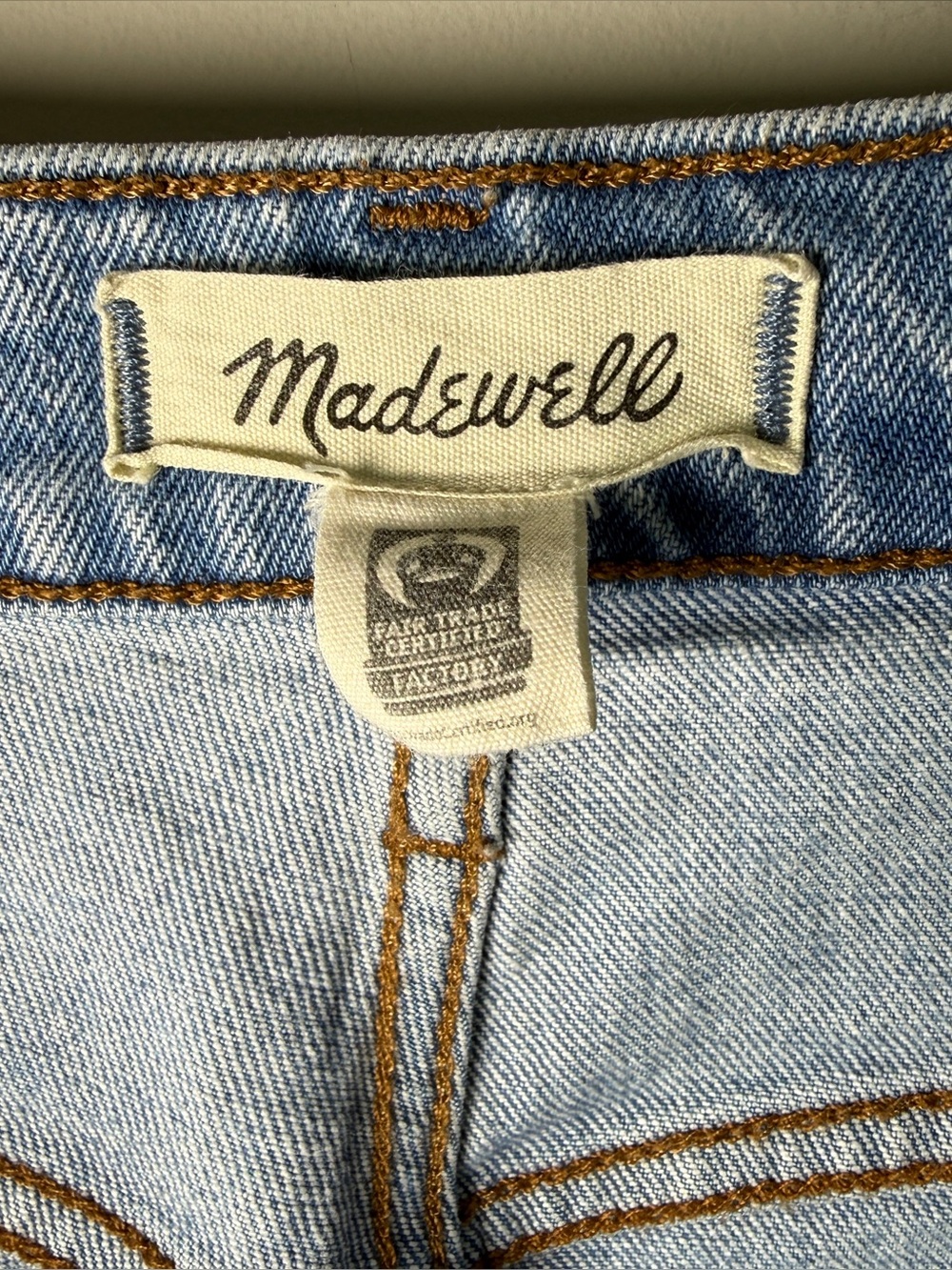 Madewell Perfect Vintage Jean Distressed Raw Hem Light Wash mom jean straight 26 - Picture 7 of 12